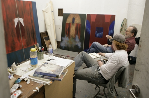 Speaking about Art... Mid Crit. http://www.uarts.edu/sites/default/files/imagecache/audience_slide/images/fineartcrit.jpg